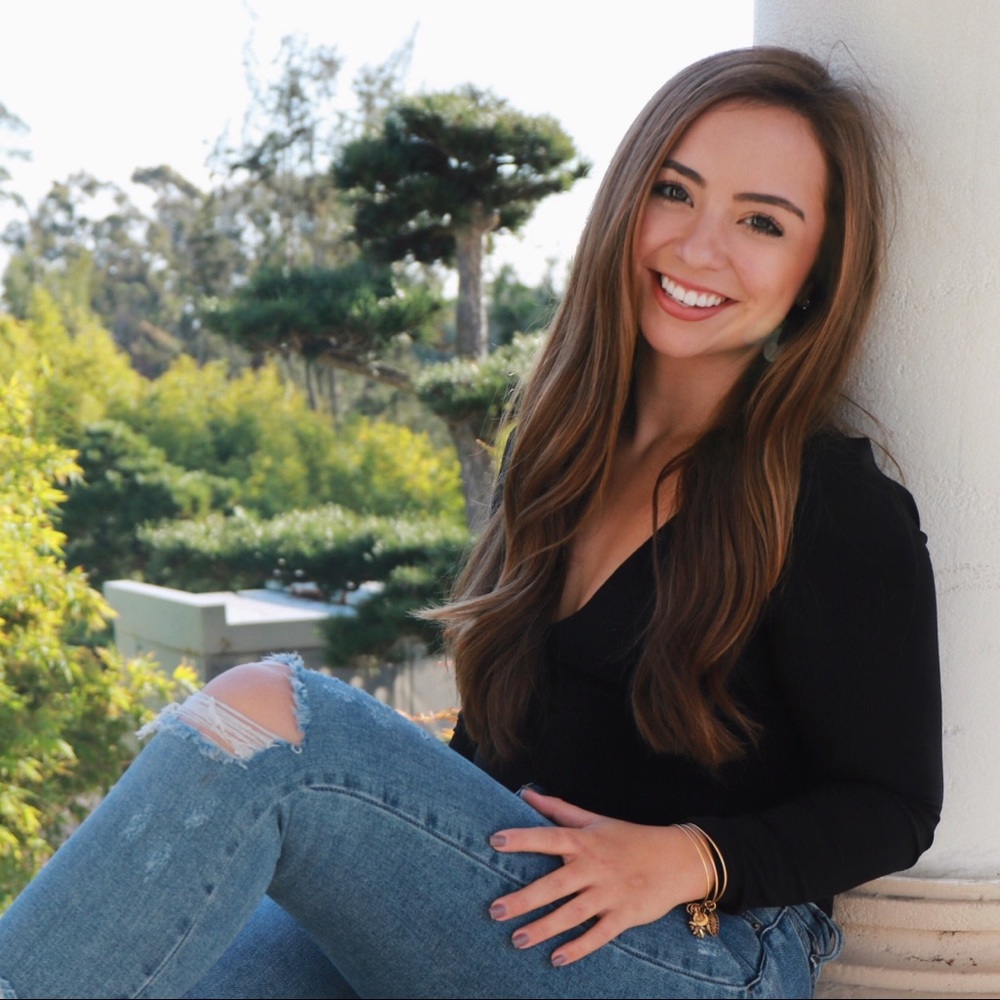 Meet your Posher, Andrea